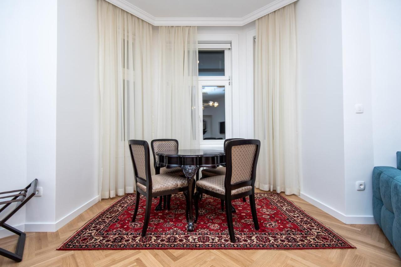 Megapolis City Center Suites Szarajevó Kültér fotó