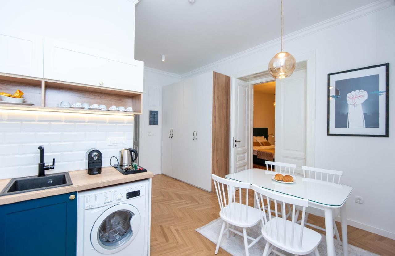 Megapolis City Center Suites Szarajevó Kültér fotó