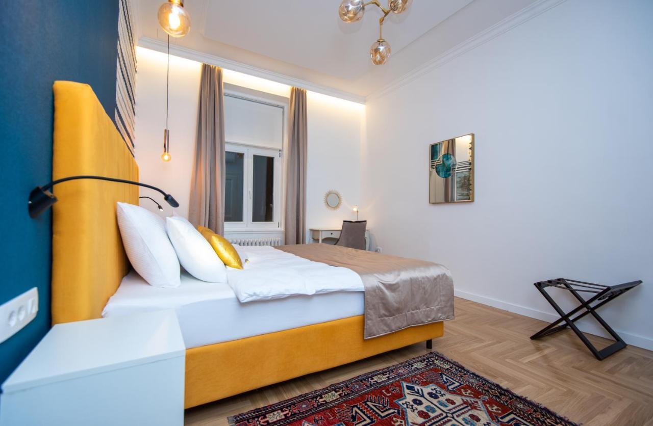 Megapolis City Center Suites Szarajevó Kültér fotó